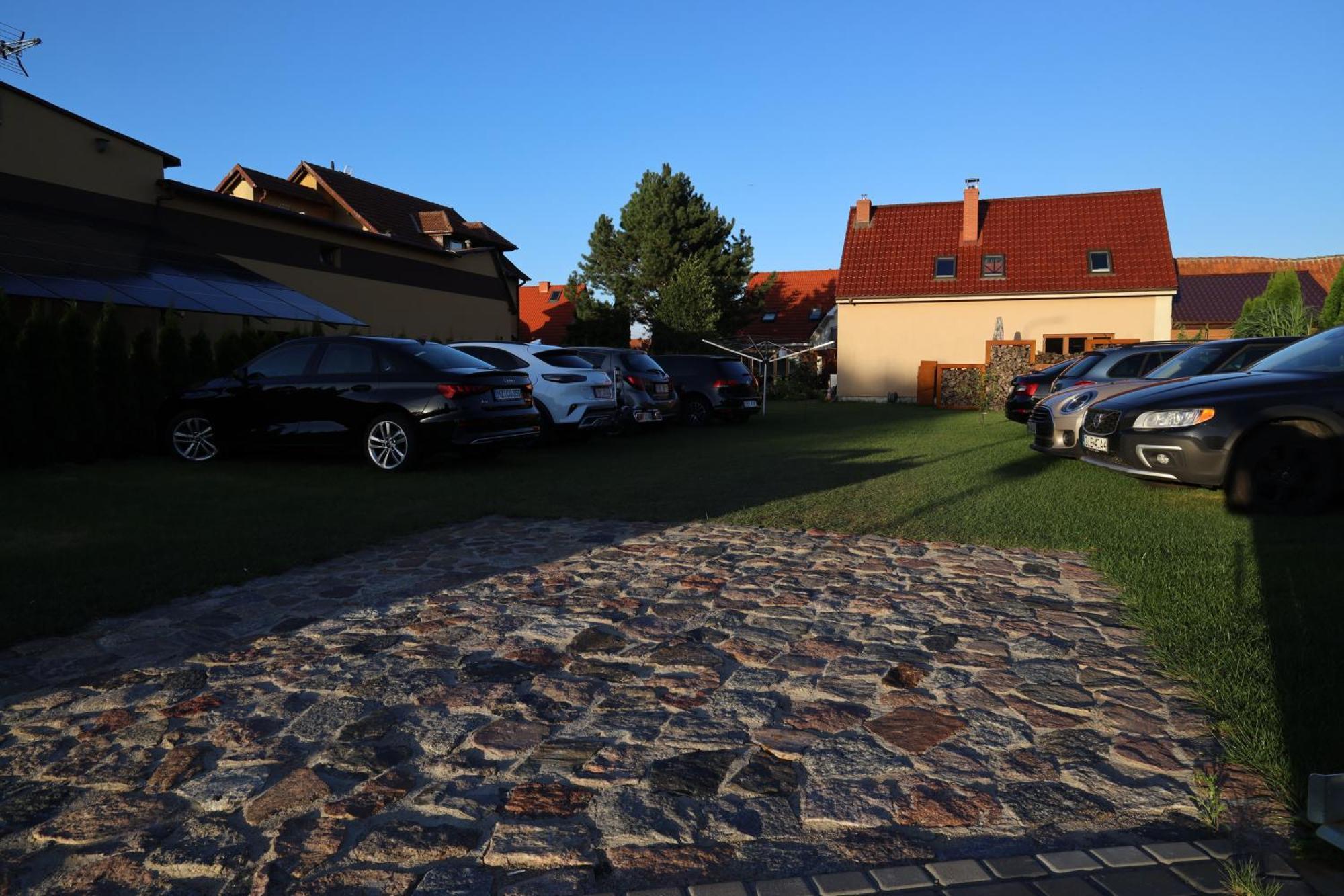 Hotel Dom Atalia Wynajem Pokoi Leba Exterior foto